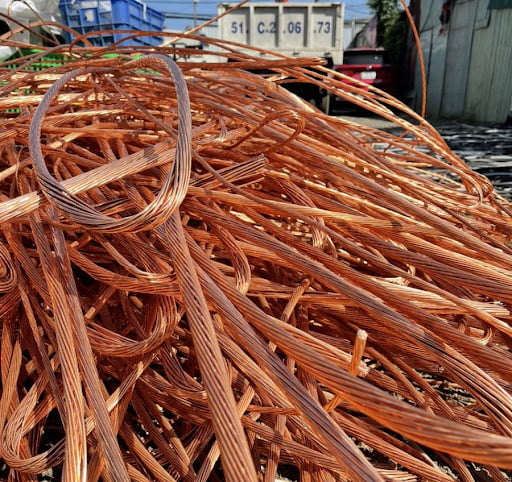 Mua bán phế liệu đồng đúng cách mang lại lợi ích gì
