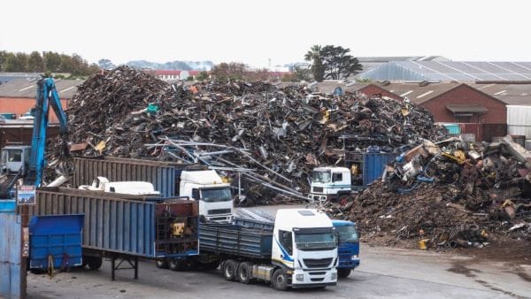 Phế Liệu Hoàng Long - Công ty thu mua phế liệu Bình Dương giá cao